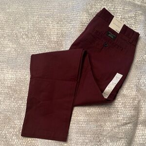 Banana Republic Factory Deep Burgundy Lived-in Slim Chinos. Size 33 x 30.